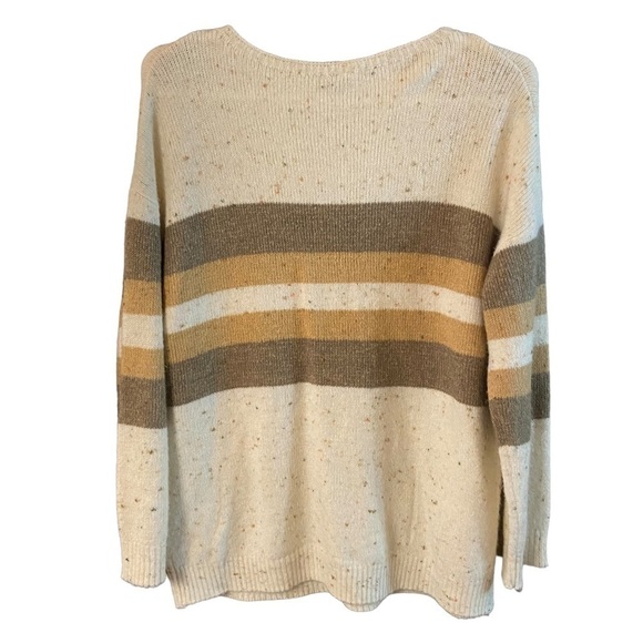 Sew in Love Soft Lightweight Sweater Size L - Picture 2 of 10